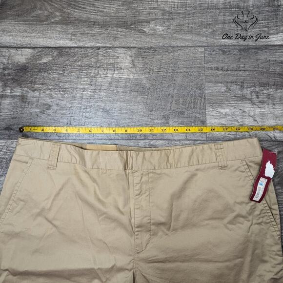 Merona Mid Waist Curvy Fit Chino Shorts Size 18 - Picture 3 of 6